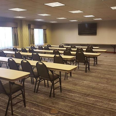 Wingate By Wyndham Coon Rapids Hotel Bagian luar foto
