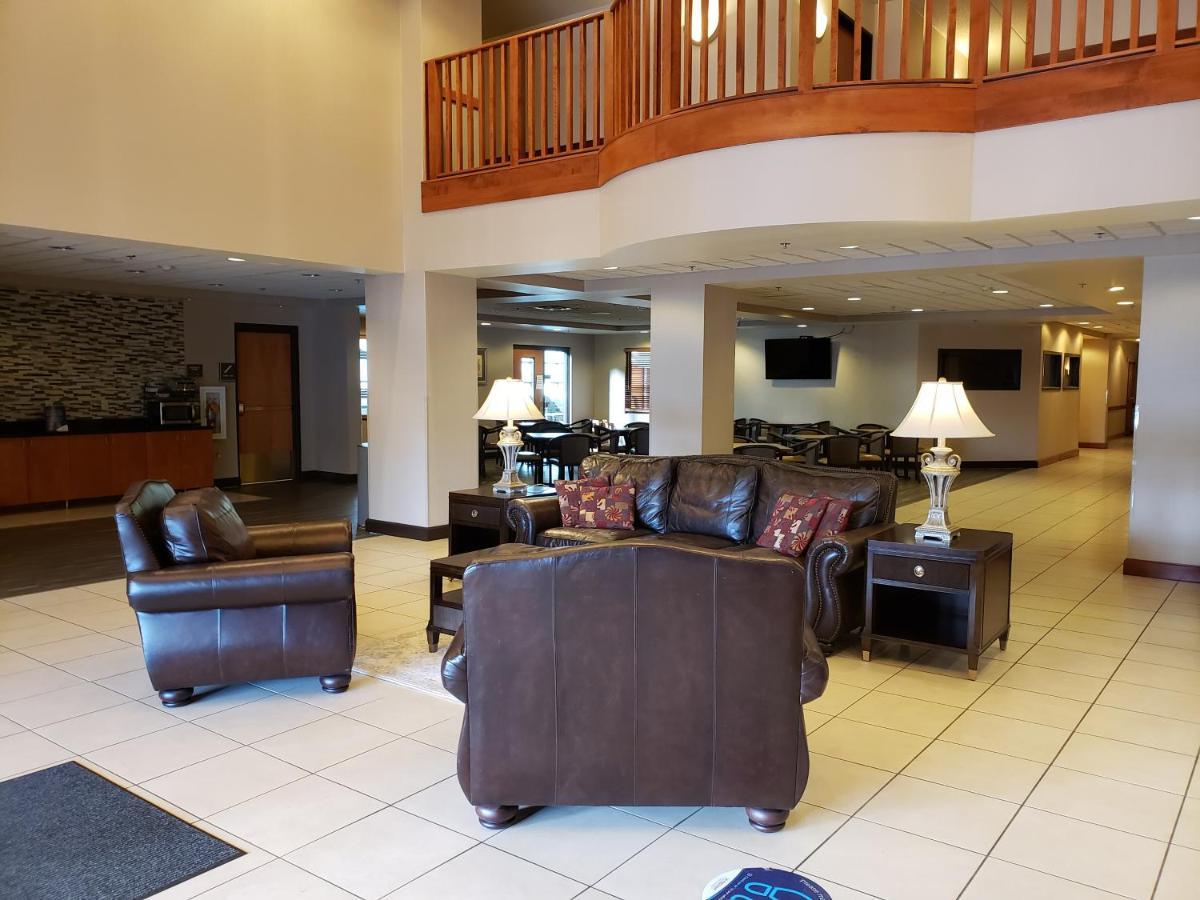 Wingate By Wyndham Coon Rapids Hotel Bagian luar foto