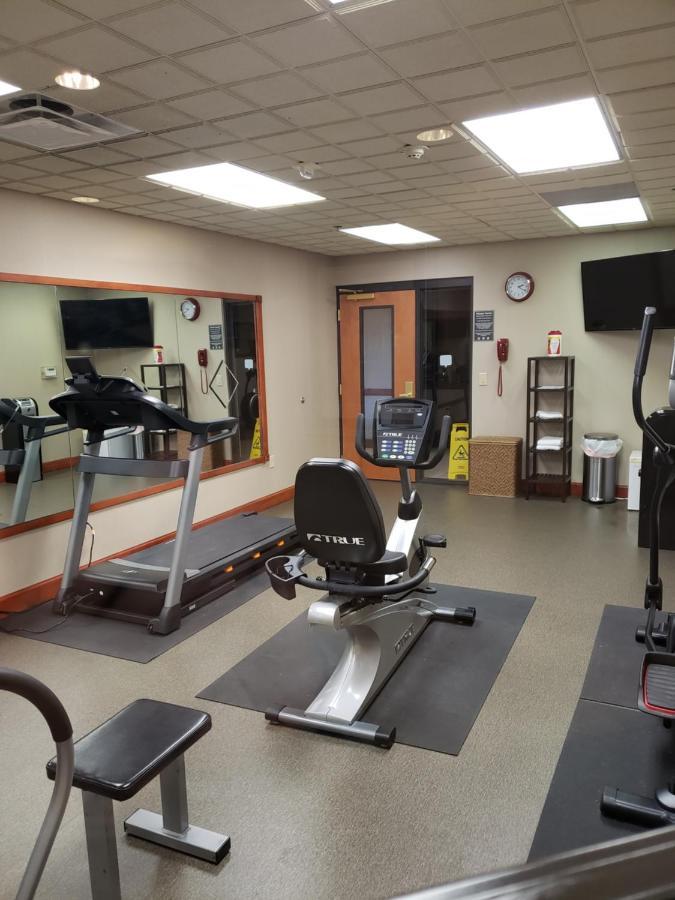 Wingate By Wyndham Coon Rapids Hotel Bagian luar foto